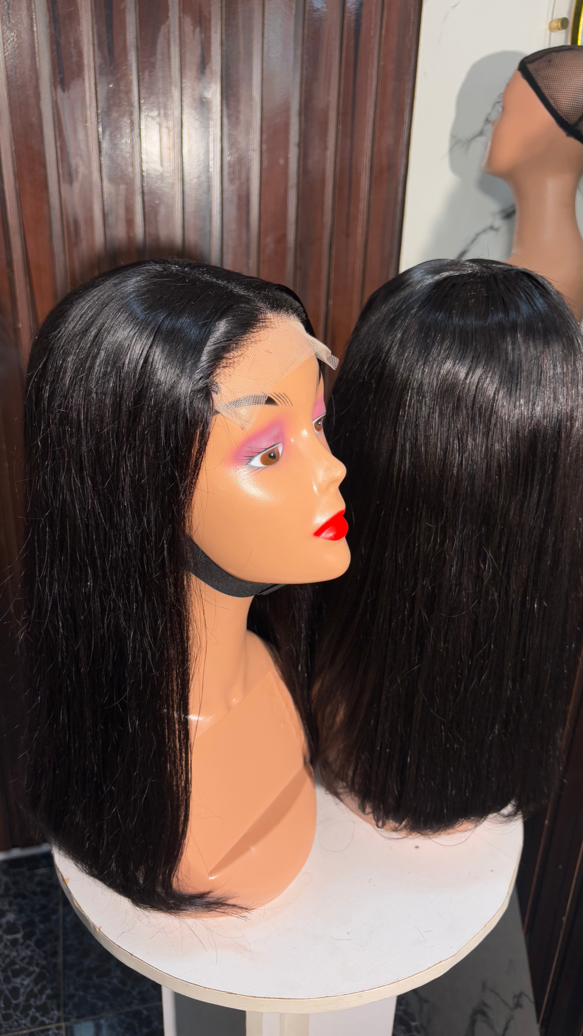 Deal WS28: 5by5 Silky Straight Bob Double Drawn